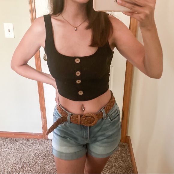 Tops - Black button detail crop top